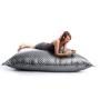Pouf g&eacute;ant design matelass&eacute; argent&eacute; BIG MILIBAG TREND 