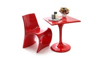 Table d'appoint design rouge LUNA