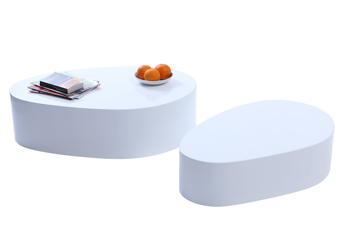Tables basses design galets laqu&eacute;es blanches CAMILLE (lot de 2)
