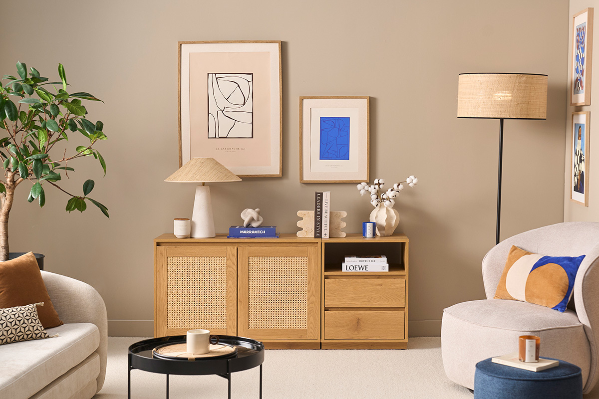 Buffet finition bois clair ch�ne et cannage rotin 2 portes 2 tiroirs L146 cm SEVILLE