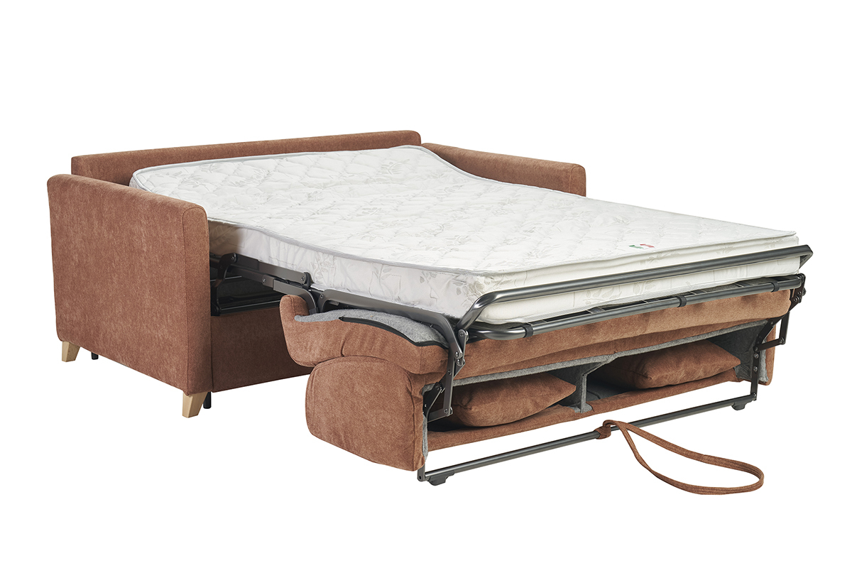 Canap convertible 3 places en tissu effet velours terre brle et bois clair avec matelas 18 cm SKANDY