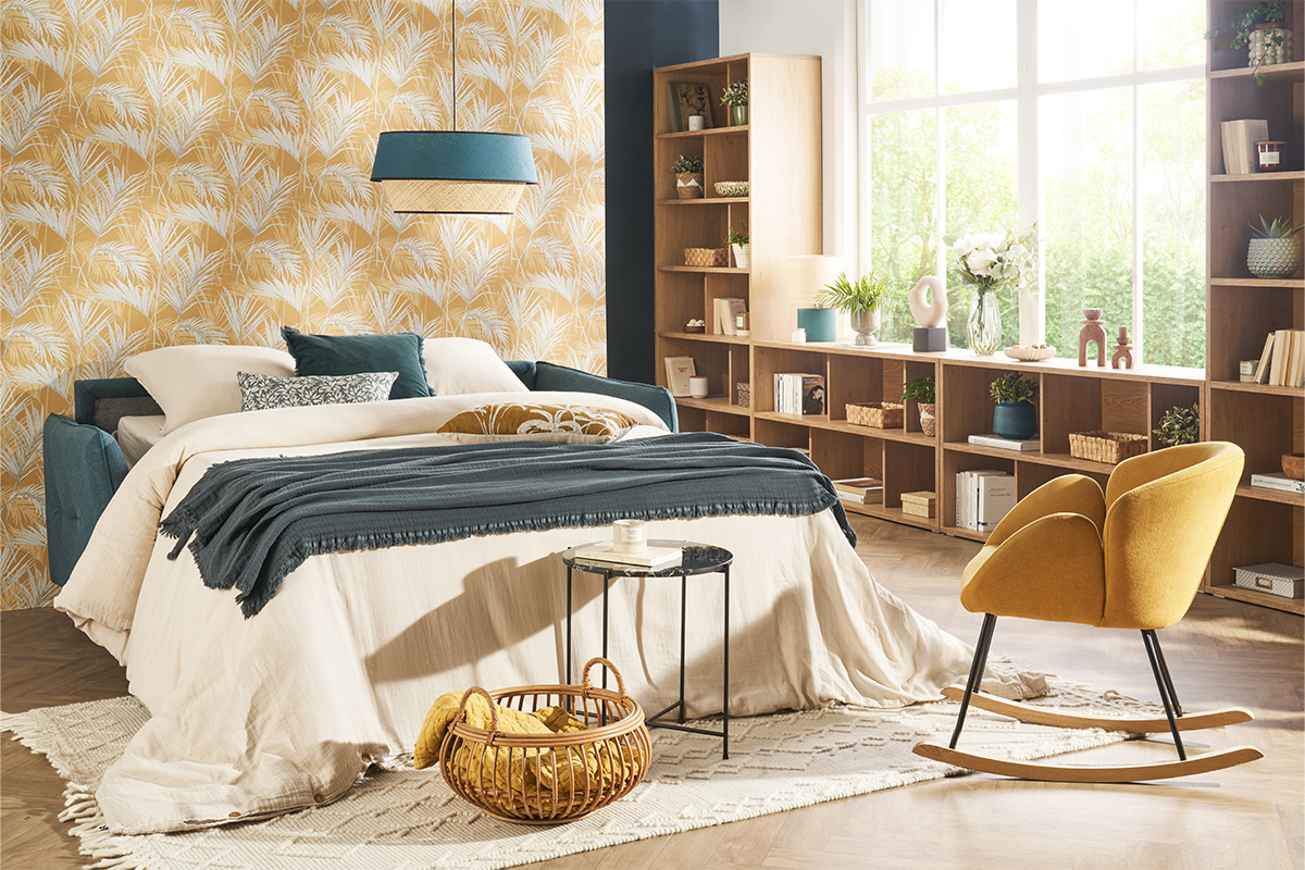 Canap convertible design 3 places en tissu beige et mtal noir avec matelas 12 cm LIAM