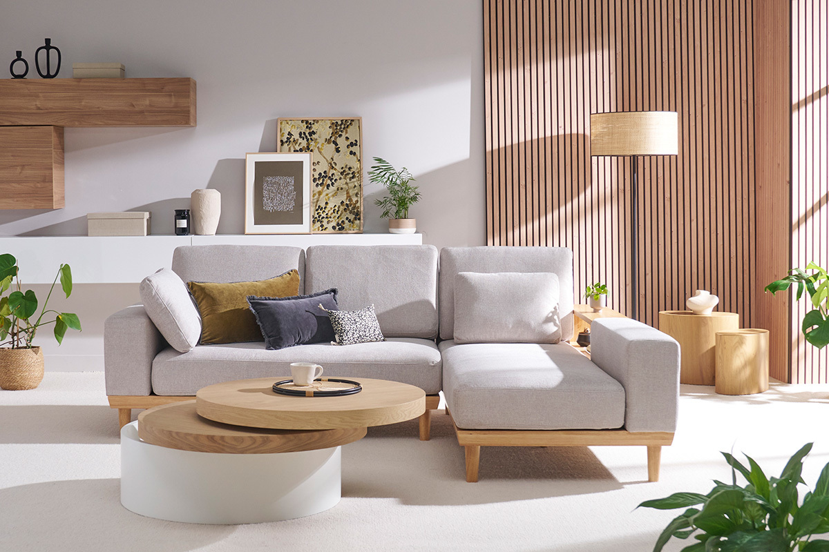 Canap d'angle droit 5 places avec rangements en tissu effet velours textur beige et bois clair KOMAO