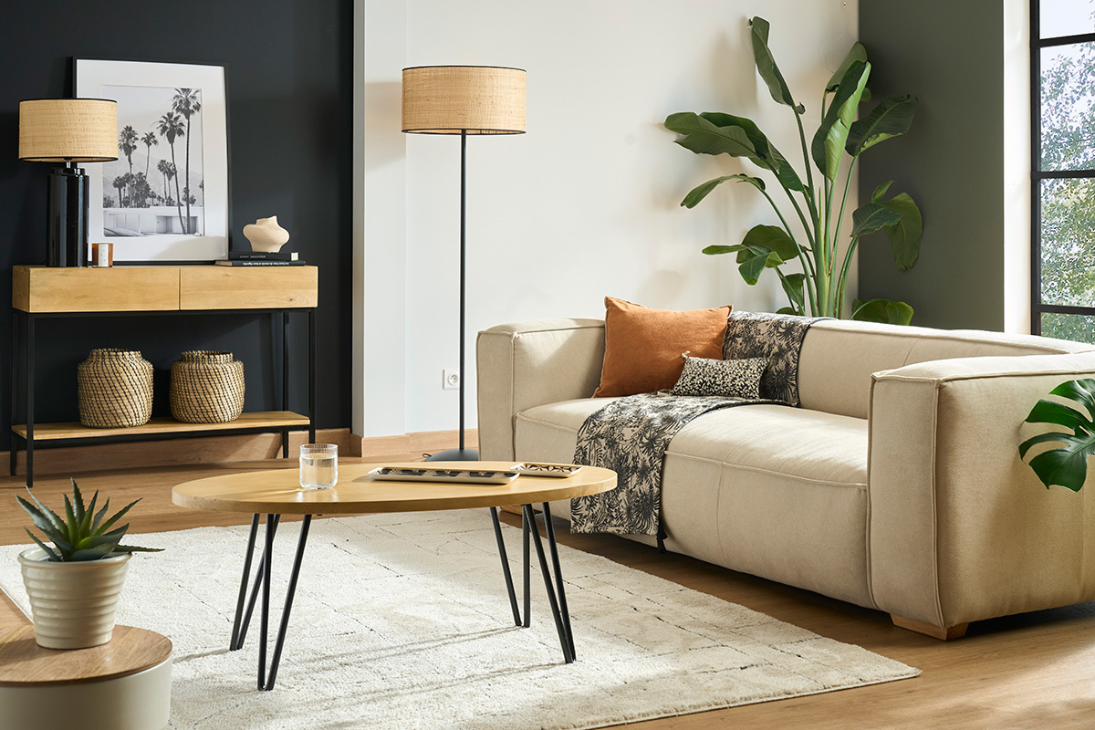 Canap design 3 places en tissu effet velours beige naturel et bois clair COBAIN