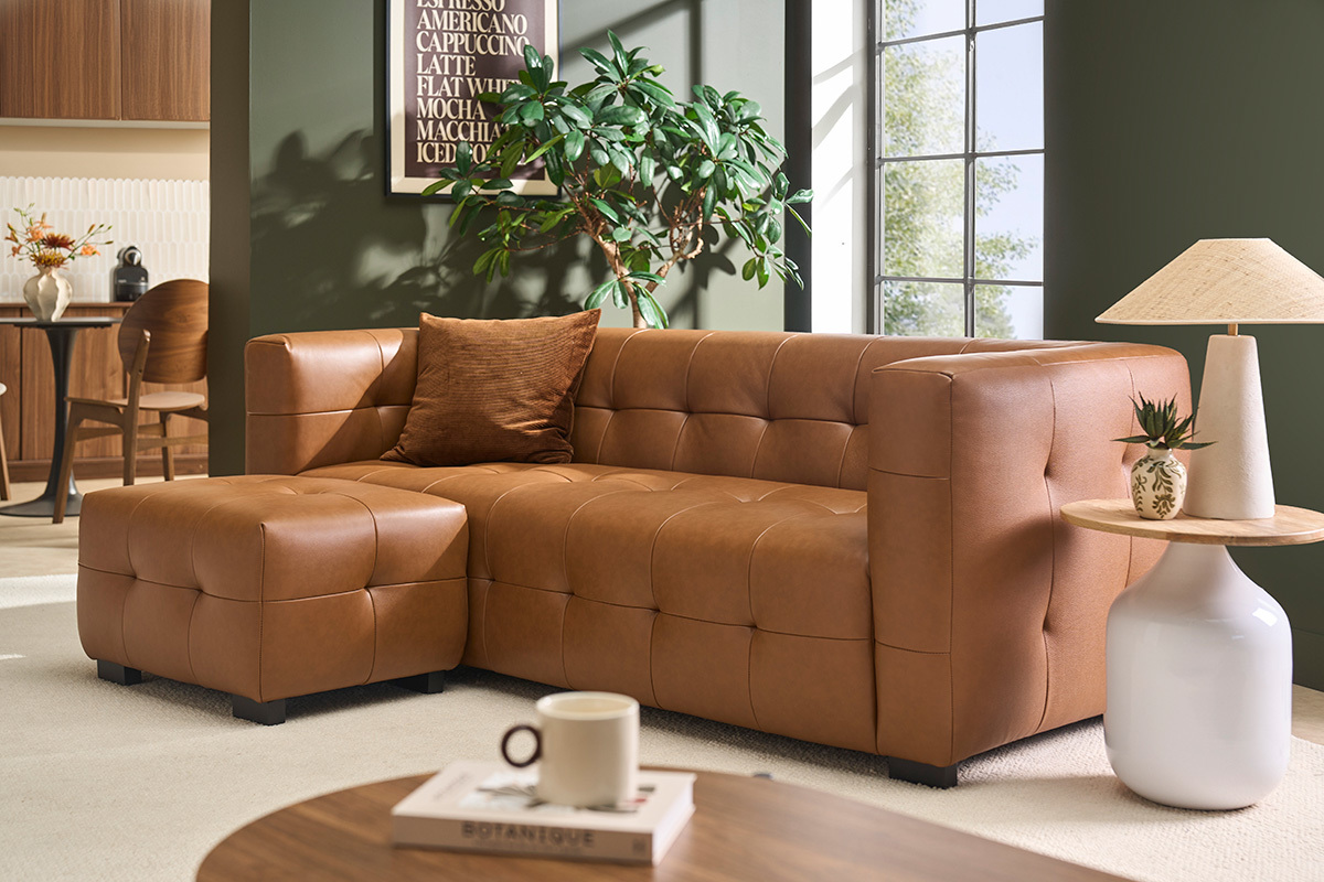 Canap� design 3 places et repose-pieds en cuir marron CORTO
