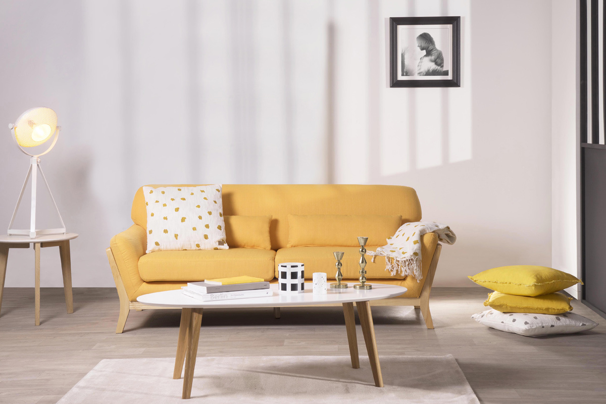 Canap� scandinave 3 places jaune pieds bois YOKO