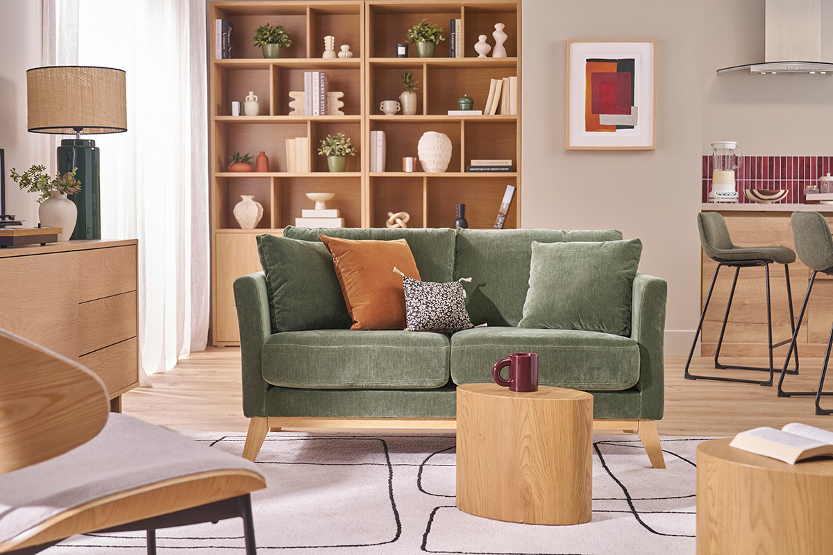 Canap� scandinave d�houssable 2 places en tissu effet velours vert kaki et bois clair OSLO