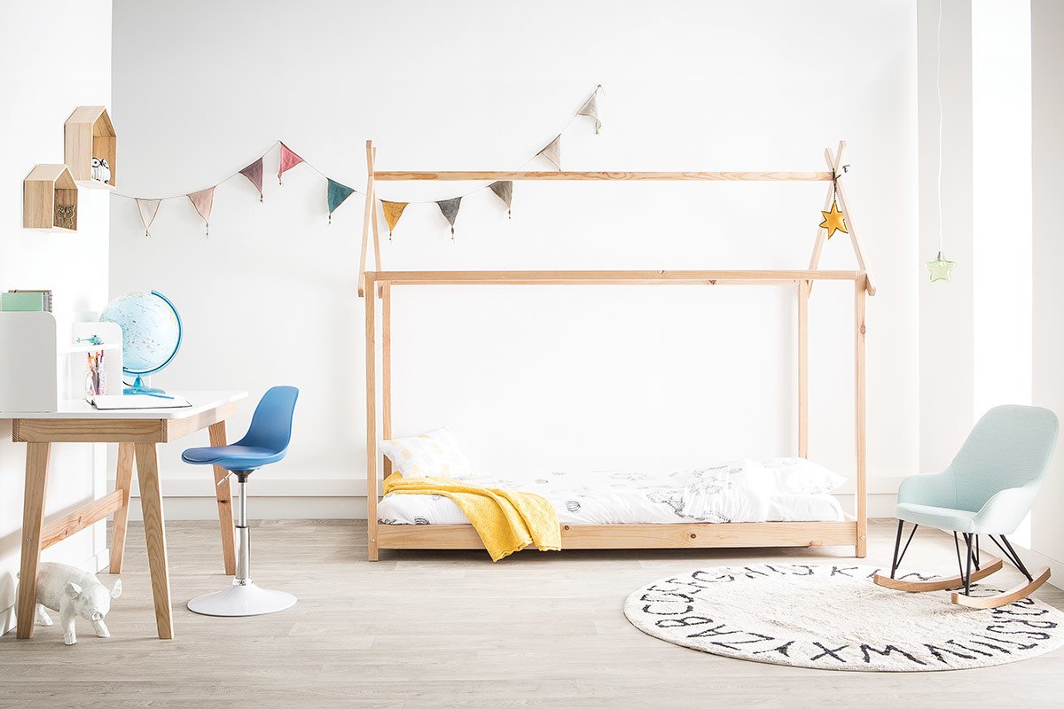 Chaise de bureau design enfant bleue STEEVY