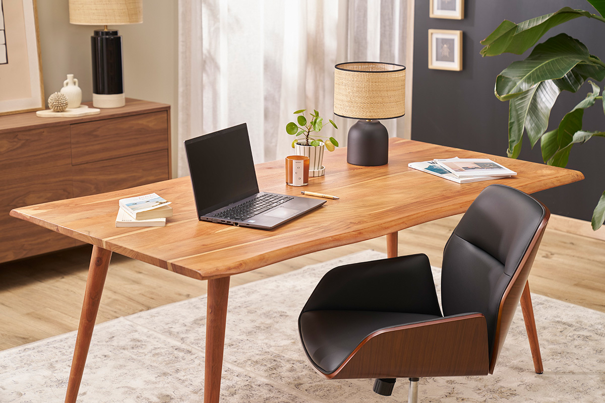 Chaise de bureau design pivotante 360� blanche, bois clair et m�tal chrom� MARLOW