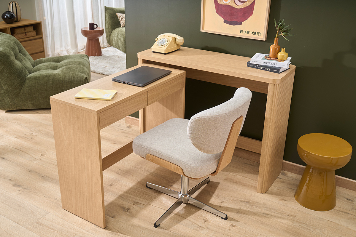 Chaise de bureau en tissu effet velours textur� beige et bois clair ch�ne HANZ