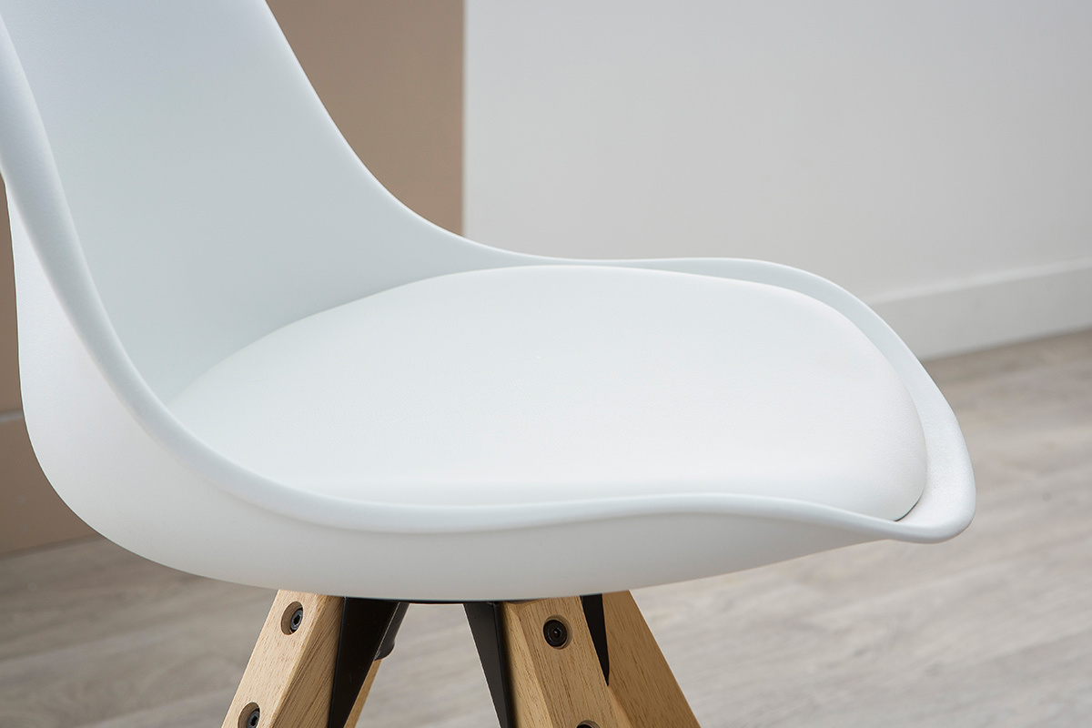 Chaise design blanc et pieds bois clair lot de 2 NADJA