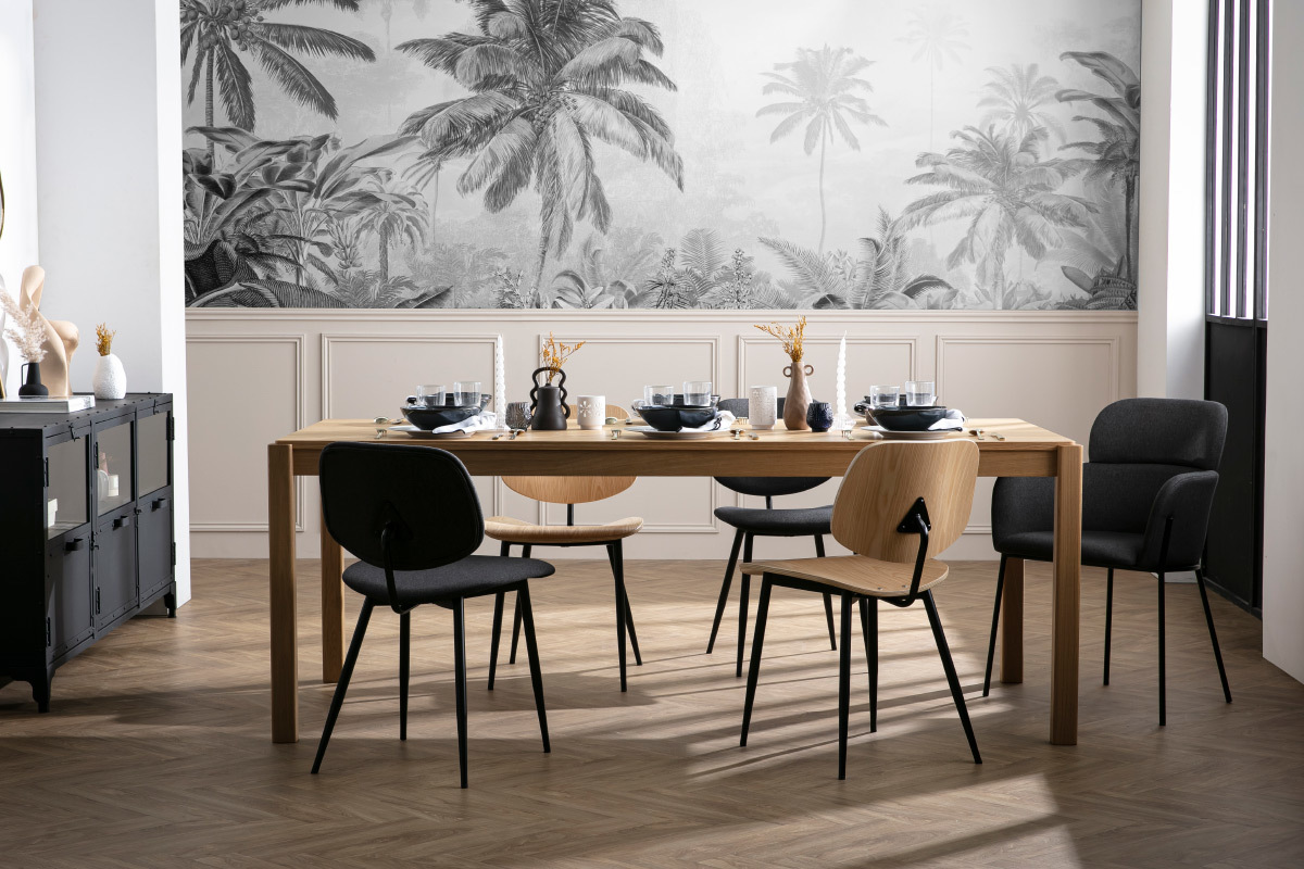 Chaise design en tissu gris et m�tal noir TULUM