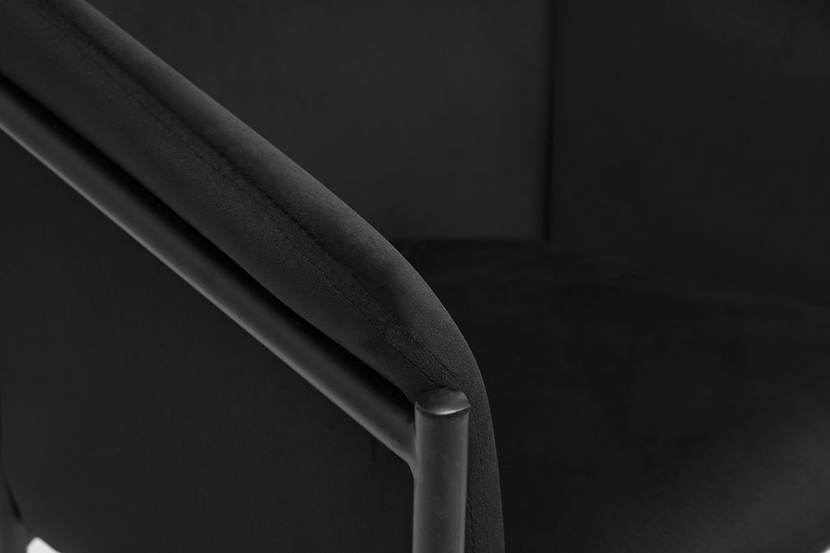 Chaise design noire en tissu velours et mtal BRIANE