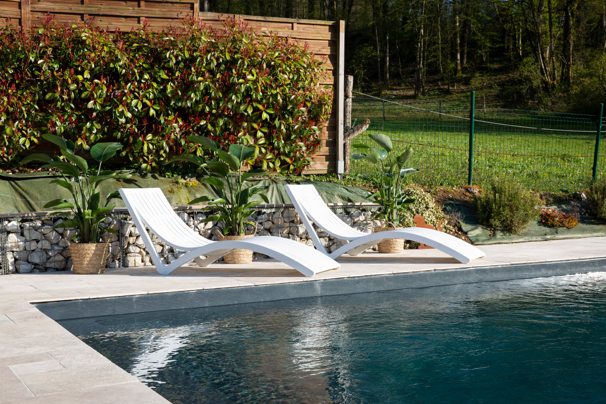 Chaise longue design blanche SLIDO
