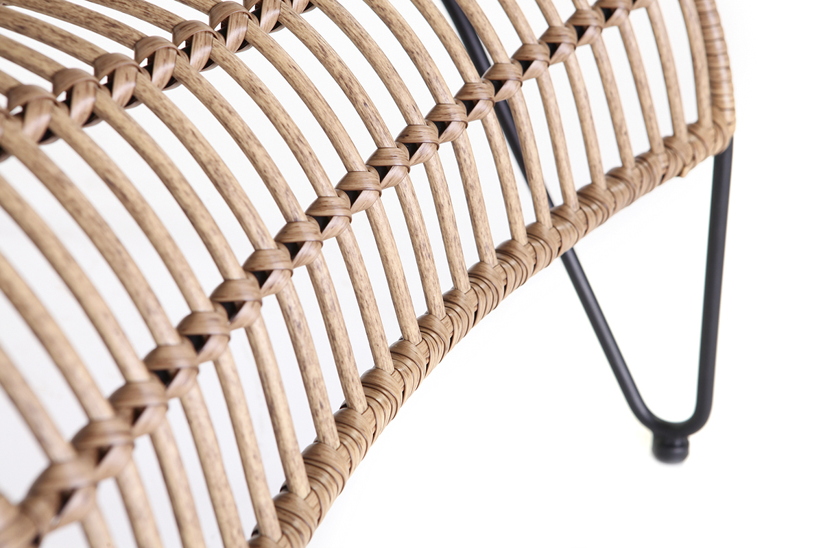 Chaise longue en fils de r�sine fa�on rotin BELLAVISTA