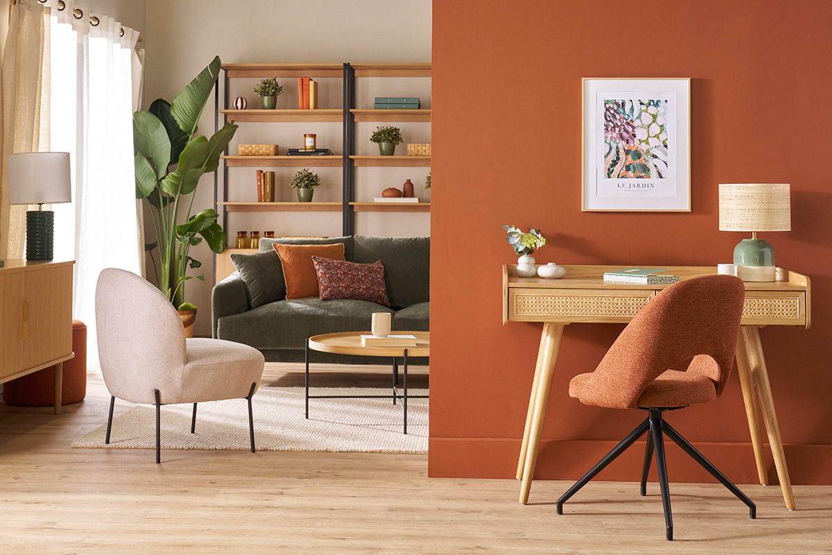 Chaise pivotante 360° en tissu effet velours texturé terre brûlée et métal noir COSETTE
