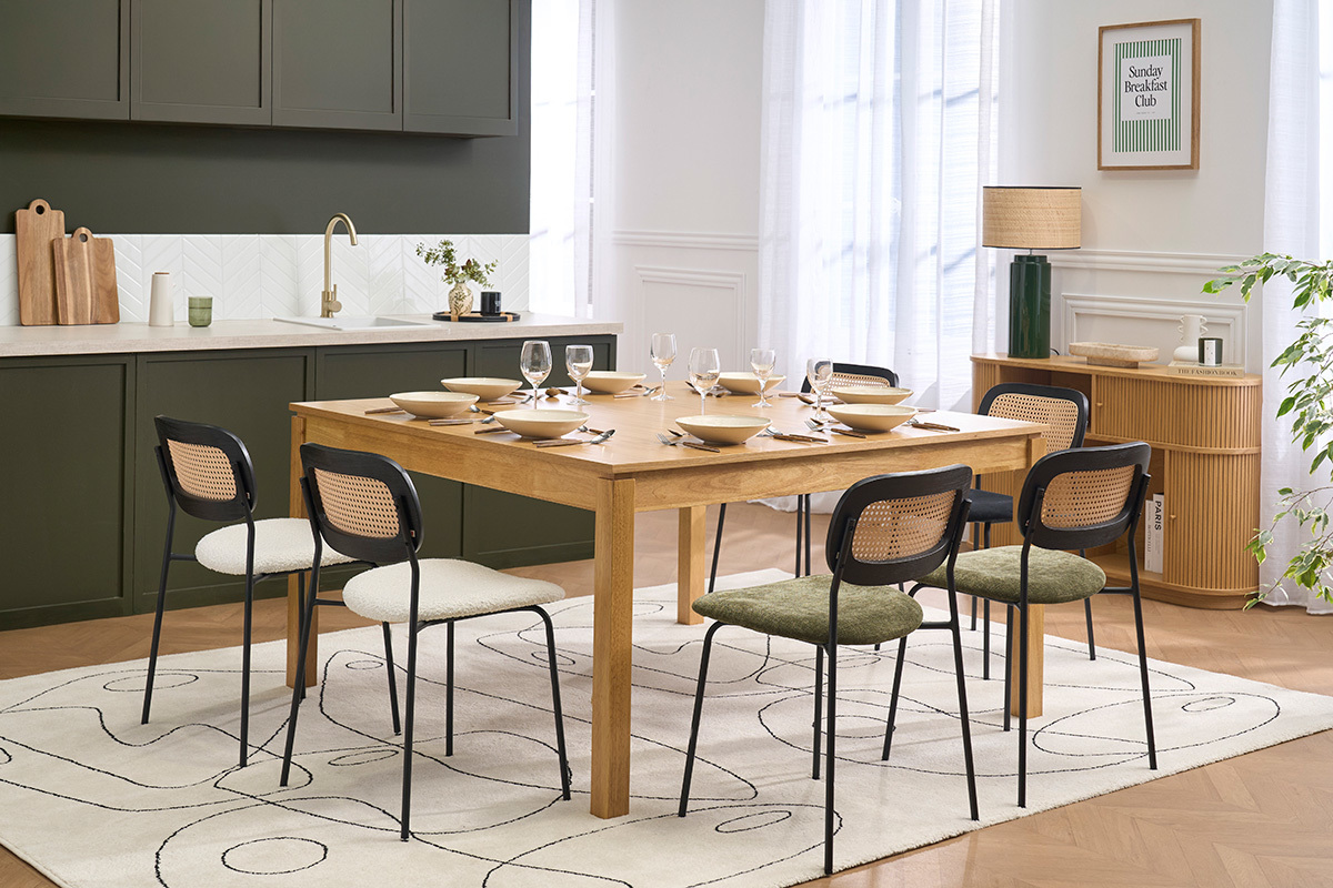 Chaises design en tissu effet laine boucl�e blanc, m�tal noir et cannage rotin (lot de 2) MIRANDA