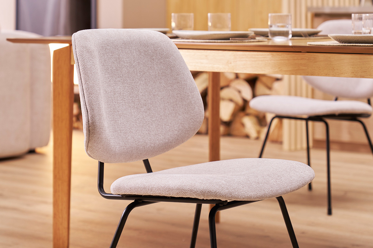 Chaises design en tissu effet velours textur beige et mtal noir (lot de 2) BARNET