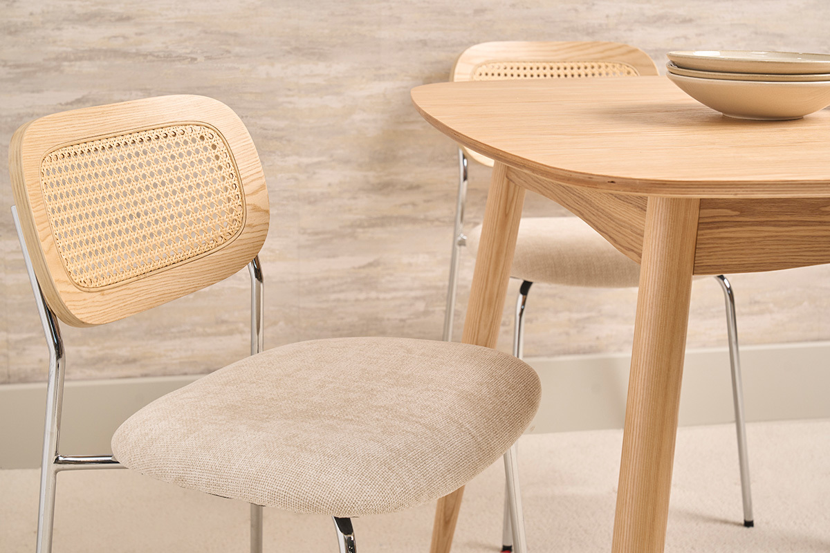 Chaises design en tissu effet velours textur� beige, m�tal chrom� et cannage rotin (lot de 2) MIRANDA