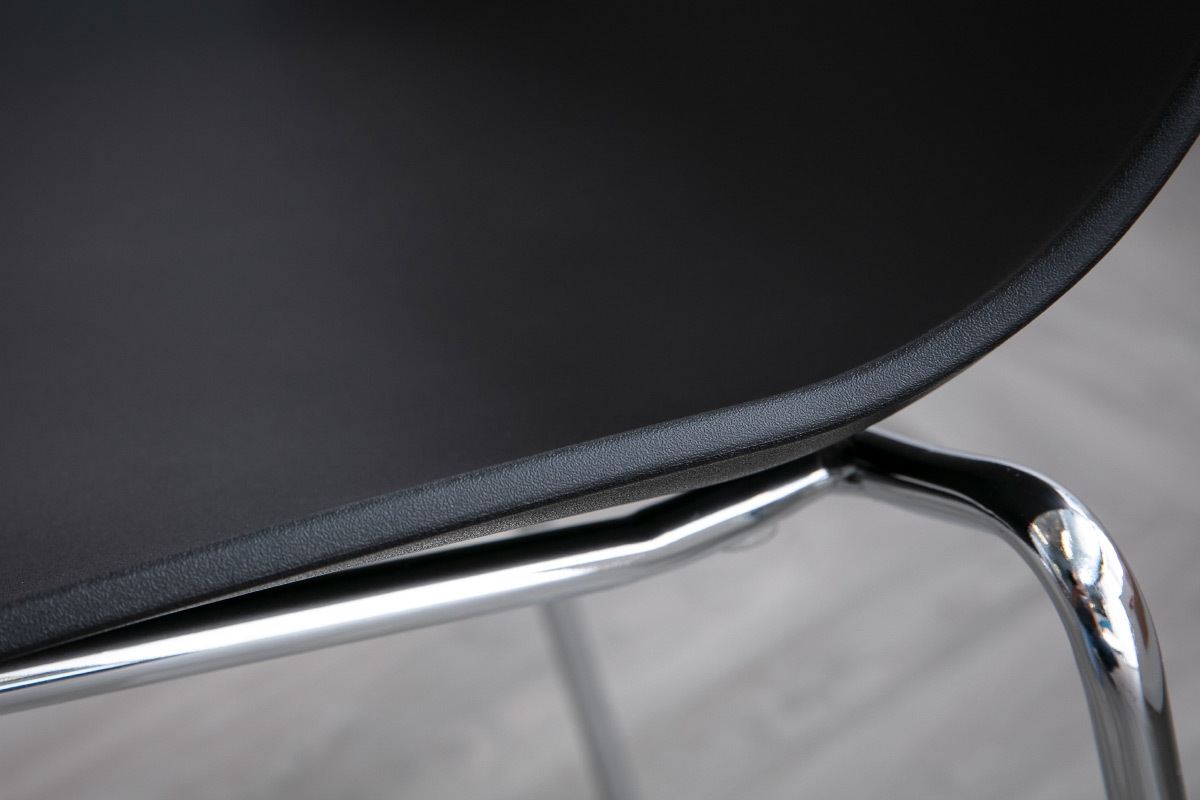Chaises design noires empilables avec pieds en m�tal (lot de 2) CELEBRATION