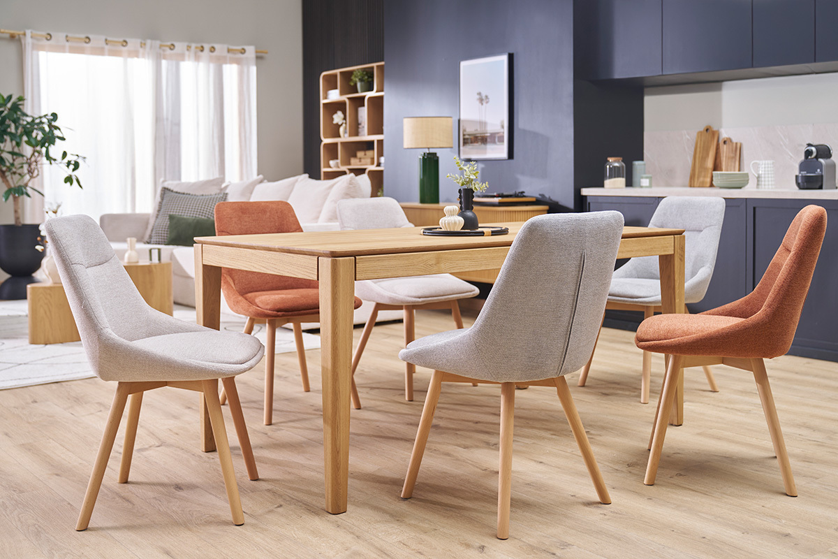 Chaises en tissu effet velours textur beige et bois clair (lot de 2) ALESS