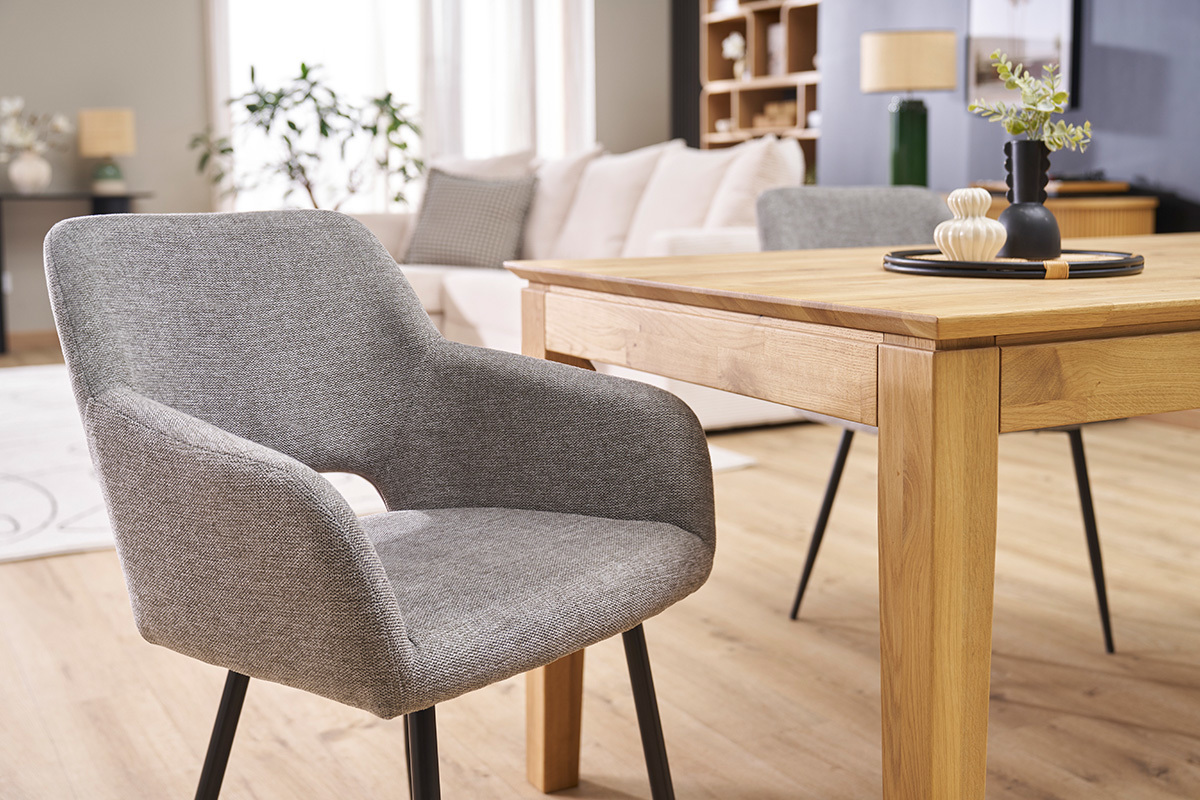 Chaises en tissu effet velours textur� gris et m�tal noir (lot de 2) LAURETTE