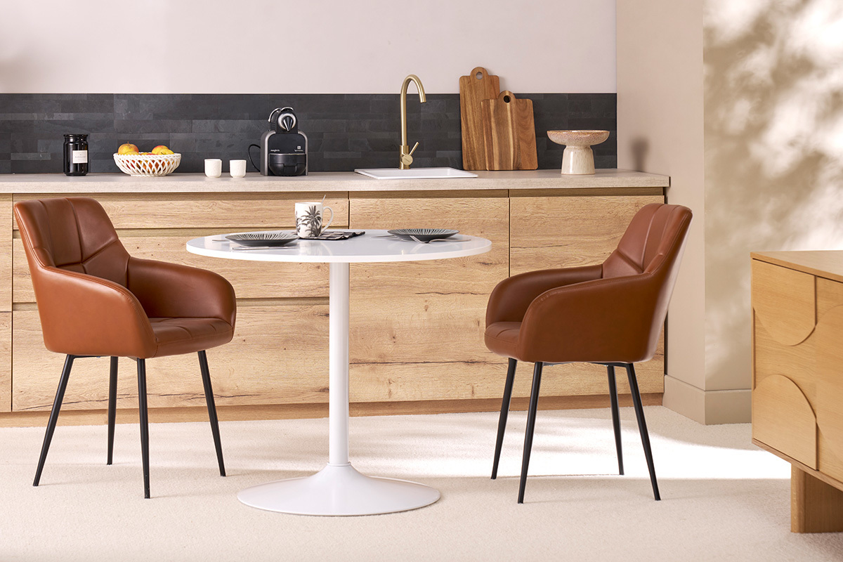 Chaises matelass�es marron et m�tal noir (lot de 2) MONTERO