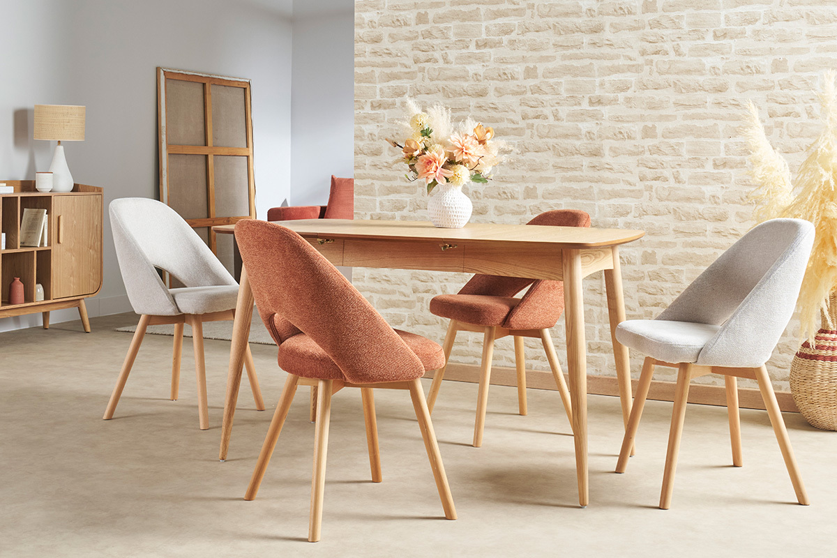Chaises scandinaves en tissu effet velours textur beige et bois clair (lot de 2) COSETTE