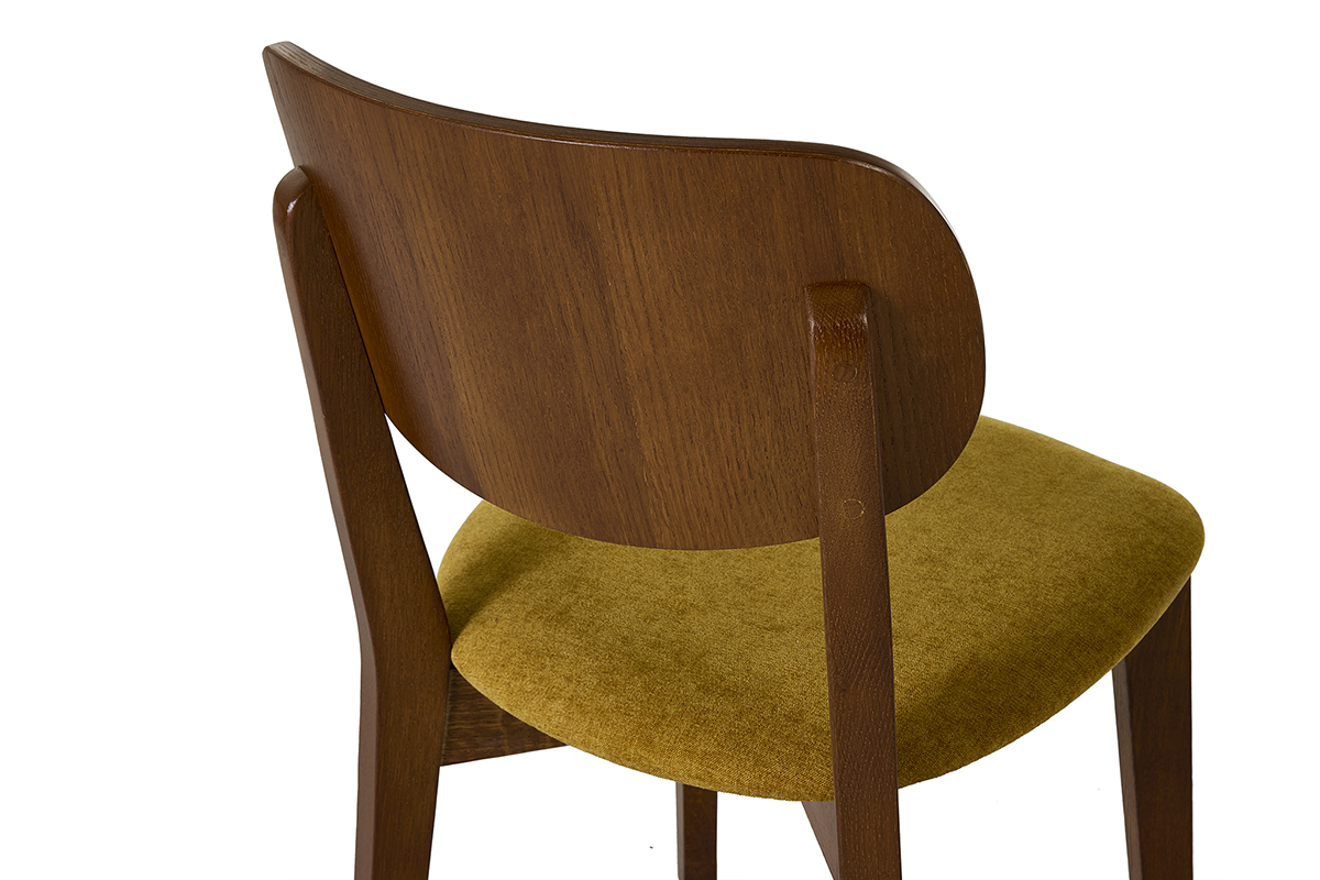 Chaises vintage en bois fonc� ch�ne et tissu effet velours jaune moutarde (lot de 2) LUCIA