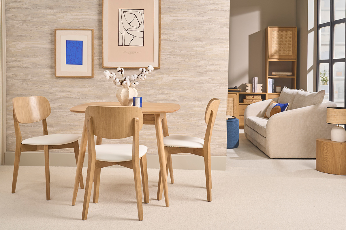 Chaises vintage en bois fonc� ch�ne et tissu effet velours jaune moutarde (lot de 2) LUCIA