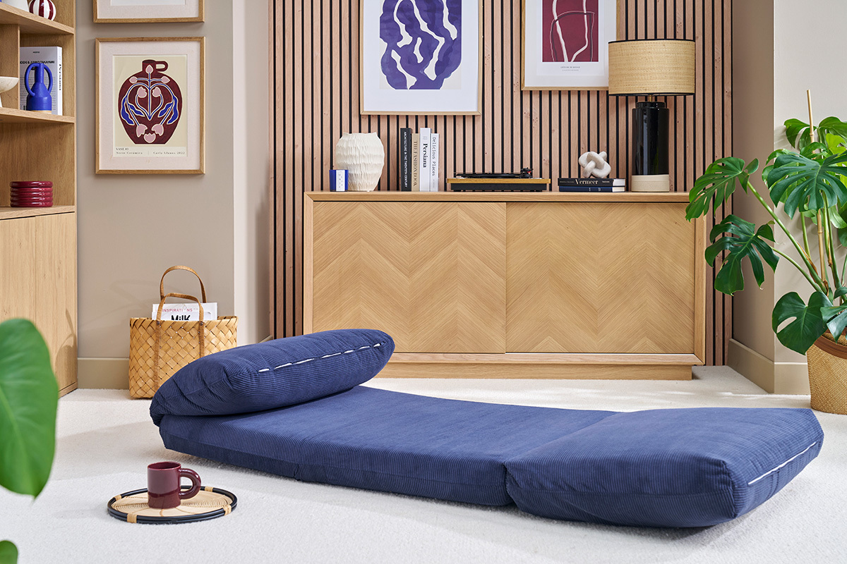 Chauffeuse 1 place convertible en tissu velours c�tel� bleu fonc� SPENCER