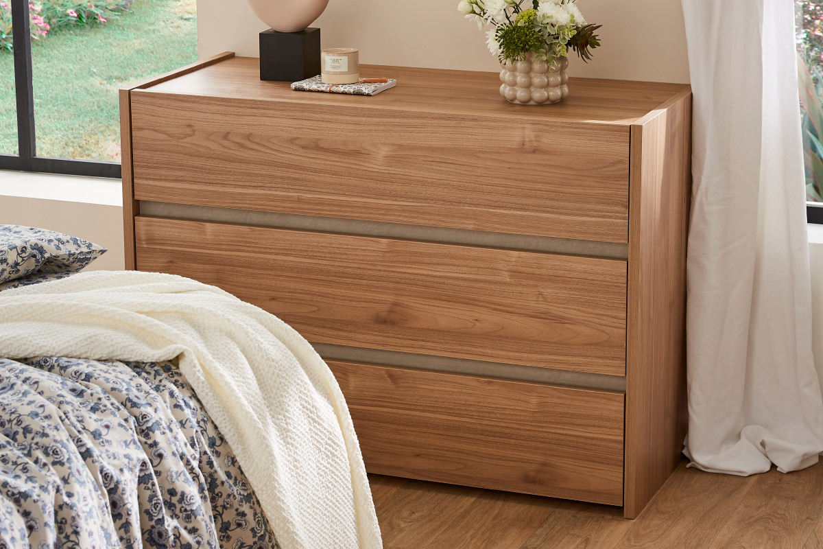 Commode design bois foncé 3 tiroirs L111 cm ODE
