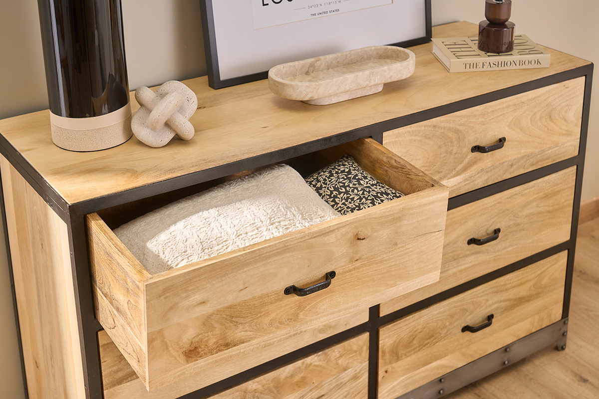 Commode industrielle en bois manguier massif et m�tal noir 6 tiroirs L130 cm INDUSTRIA