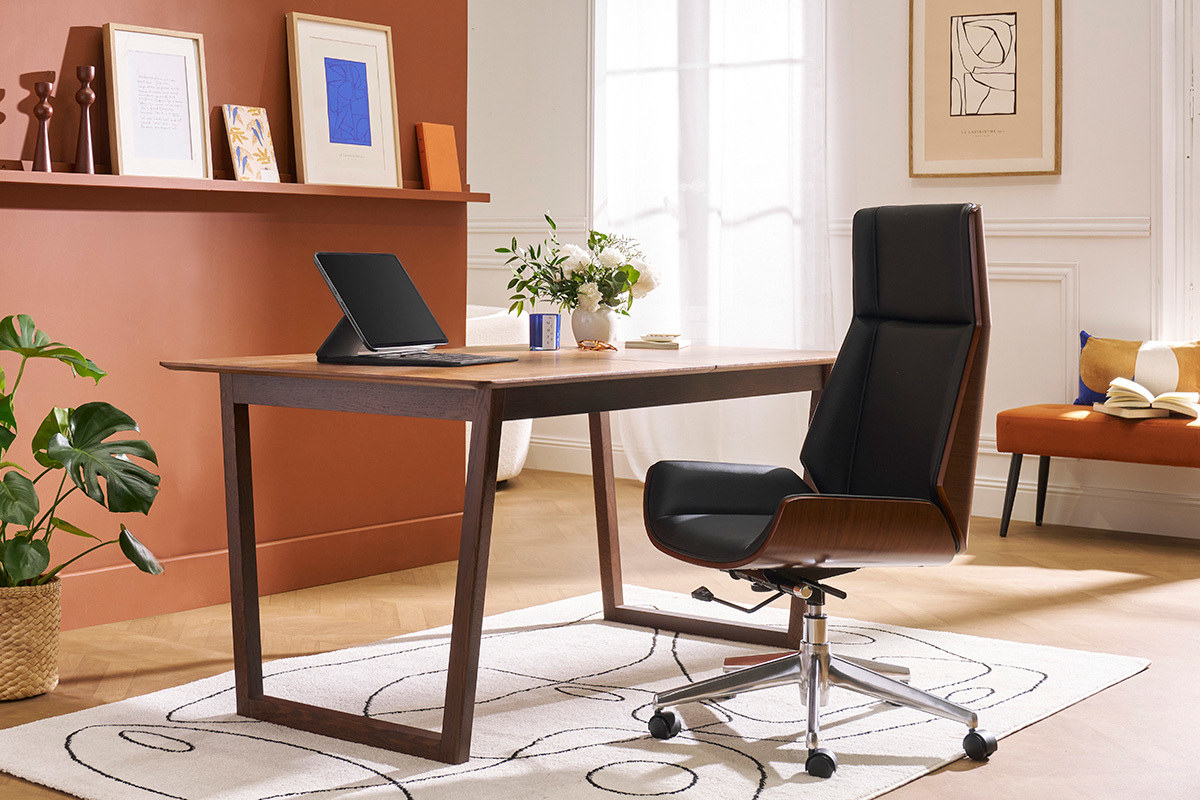 Fauteuil de bureau de direction design noir, bois foncé noyer et acier chromé CURVED