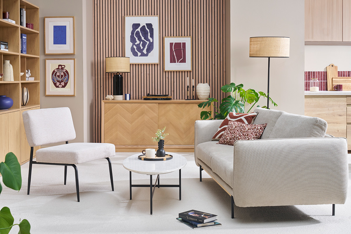 Fauteuil en tissu chenille vert kaki et m�tal noir VEDANA