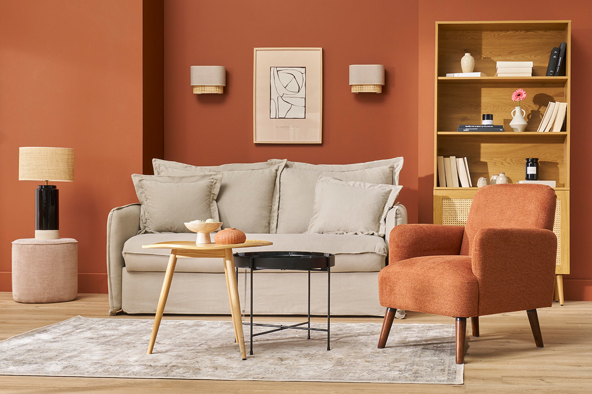 Fauteuil scandinave en tissu effet velours textur� bleu fonc� et bois fonc� ISKO