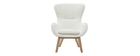 Fauteuil scandinave tissu blanc effet laine boucl&eacute;e et bois ESKUA