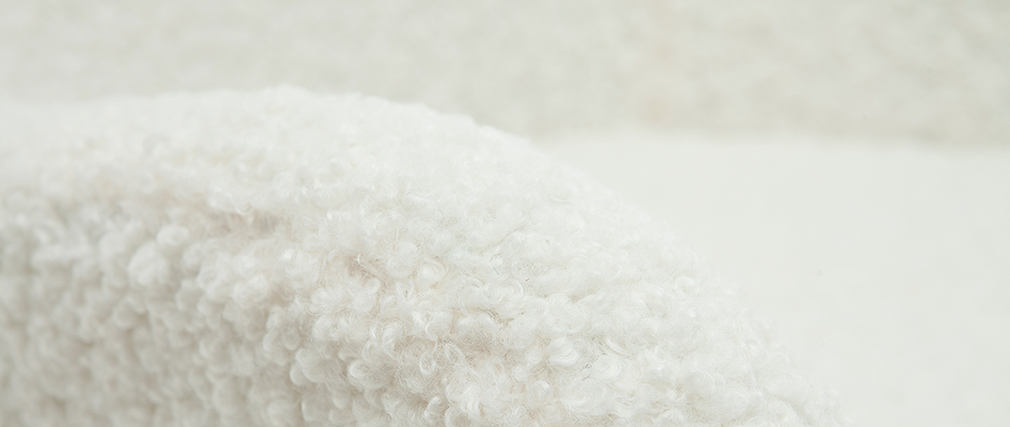 Fauteuil scandinave tissu blanc effet laine boucl�e et bois ESKUA