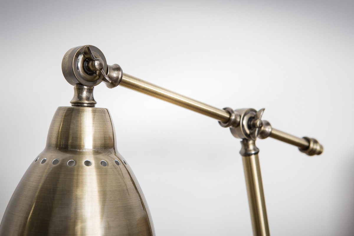 Lampe � poser design m�tal laiton PROJECT