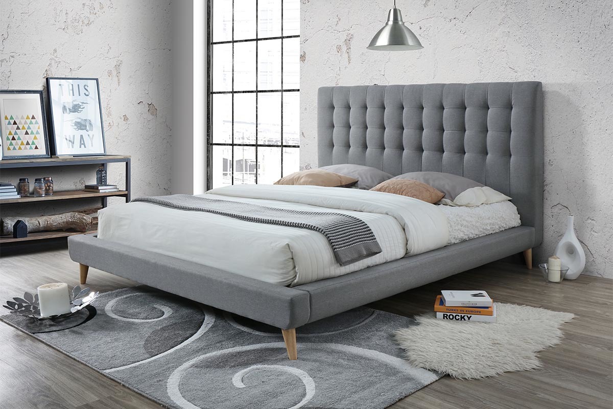 Lit 160x200 design capitonn� en tissu gris et bois SOREN