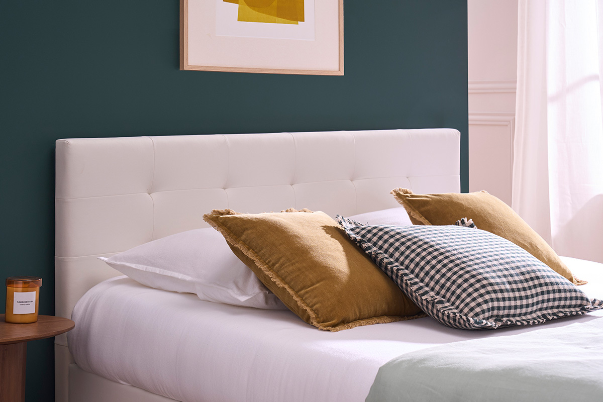 Lit 2 places 160x200 cm blanc capitonn MARQUISE