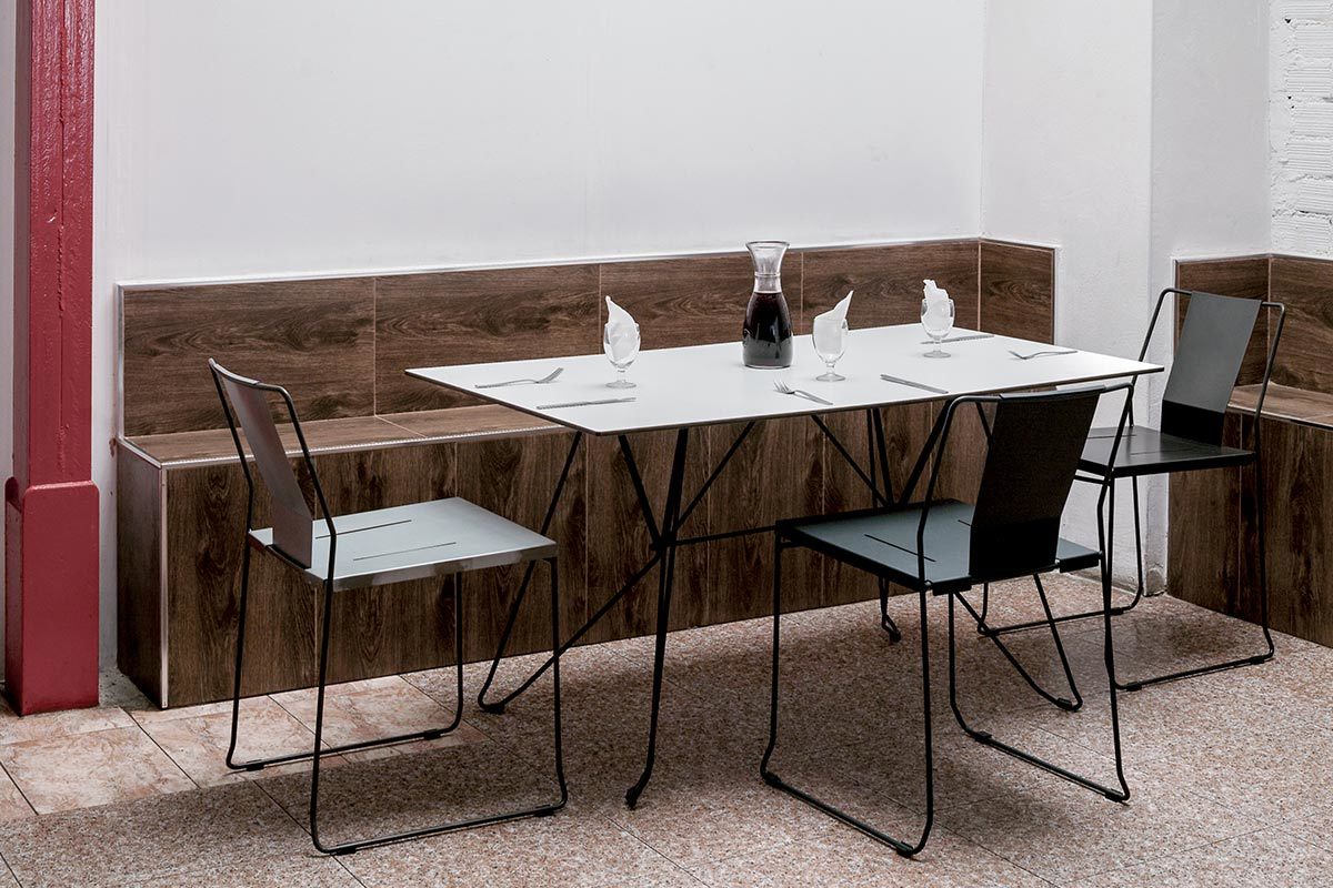 Lot de 4 chaises d'ext�rieur design m�tal blanc TENERIFE