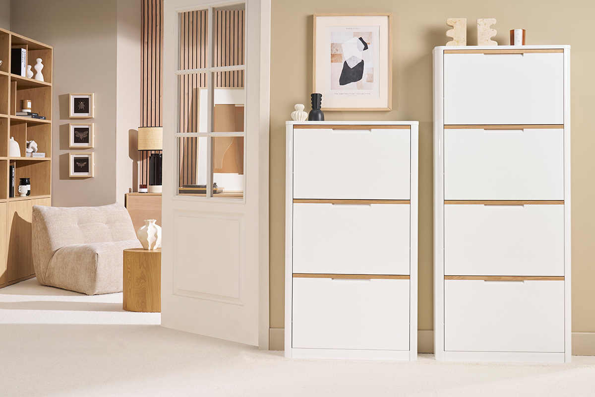 Meuble  chaussures 3 portes finition blanc laqu brillant L68 cm KIRK