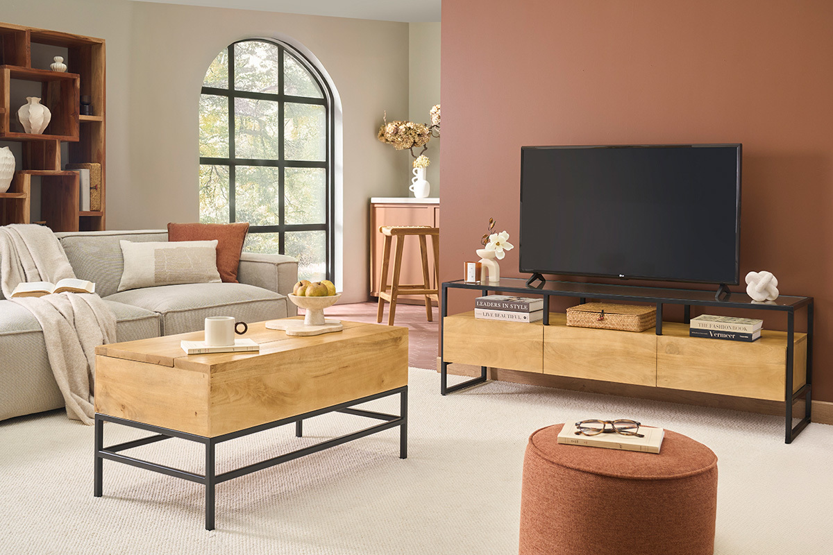 Meuble TV rectangulaire avec rangements en bois manguier massif, verre et m�tal noir L150 cm DIYA