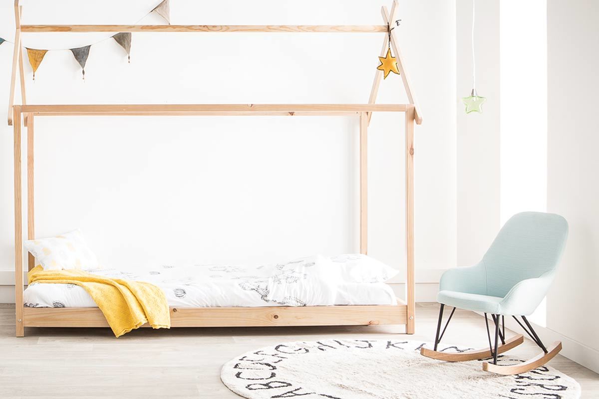 Rocking chair enfant tissu effet velours bordeaux pieds m�tal et bois JHENE