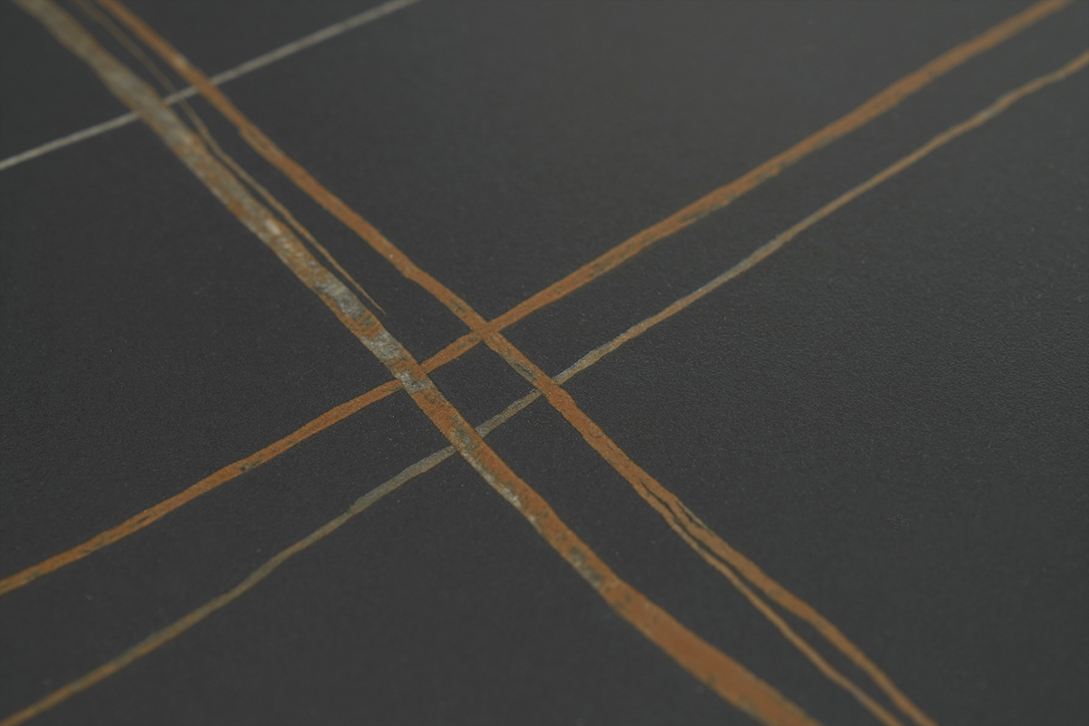 Table � manger design ronde en c�ramique noire et m�tal D90 cm MALOU