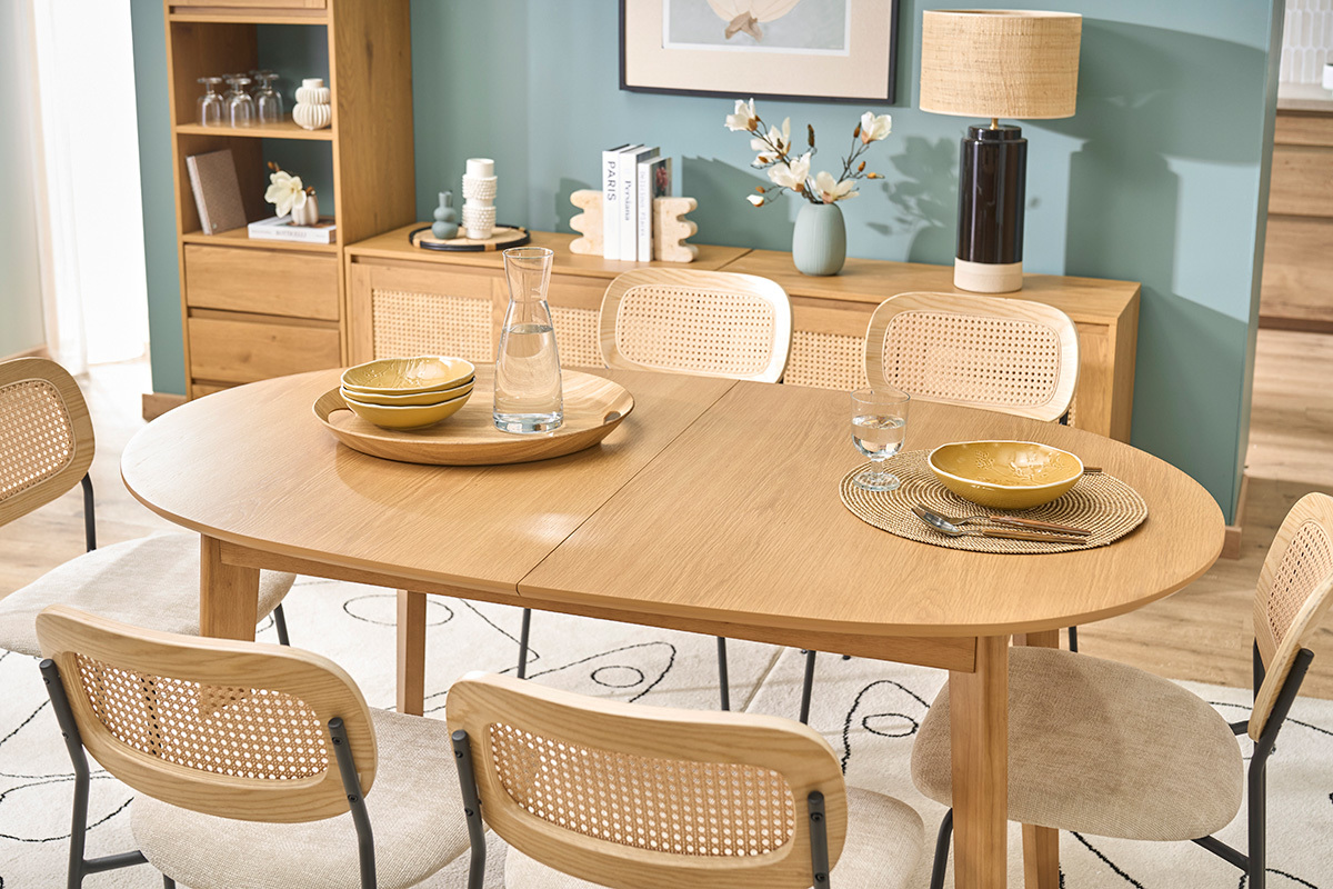 Table � manger ovale extensible avec rallonges int�gr�es en bois clair ch�ne L150-200 cm ANSEL
