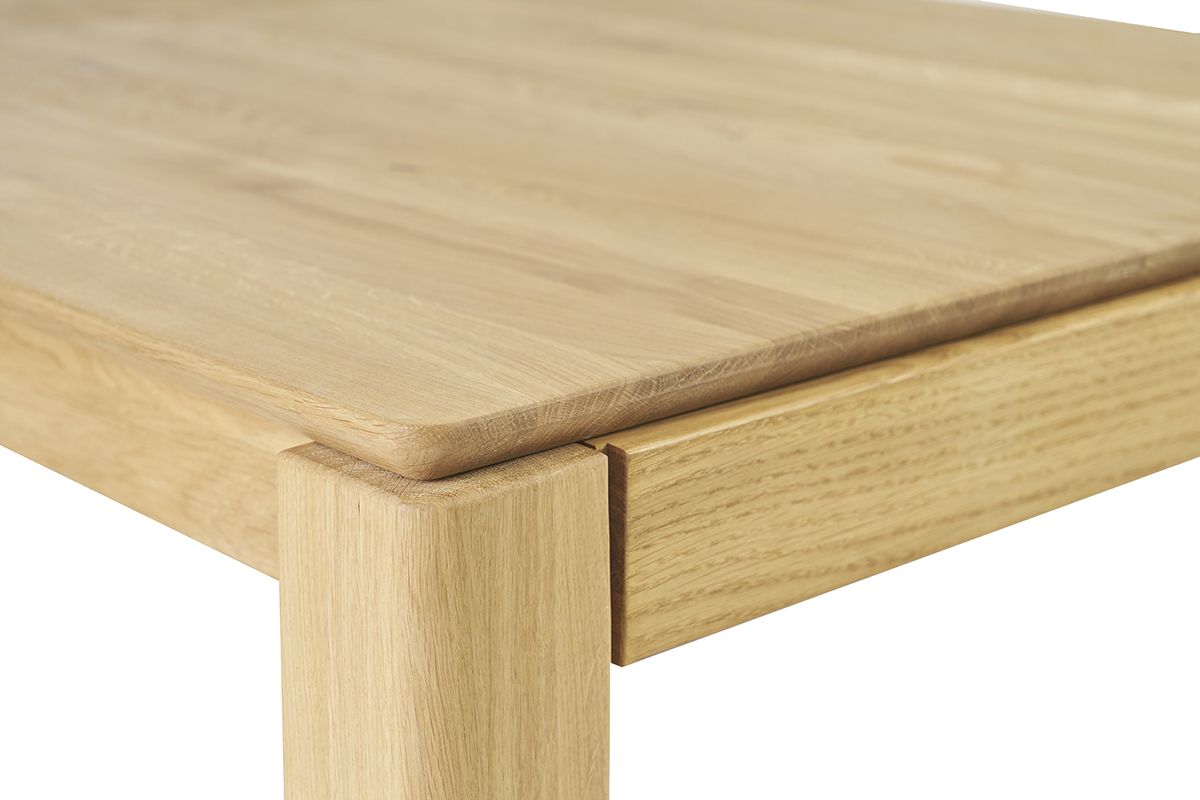 Table  manger rectangulaire extensible rallonge intgre en bois clair chne massif L160-245 cm NELYA