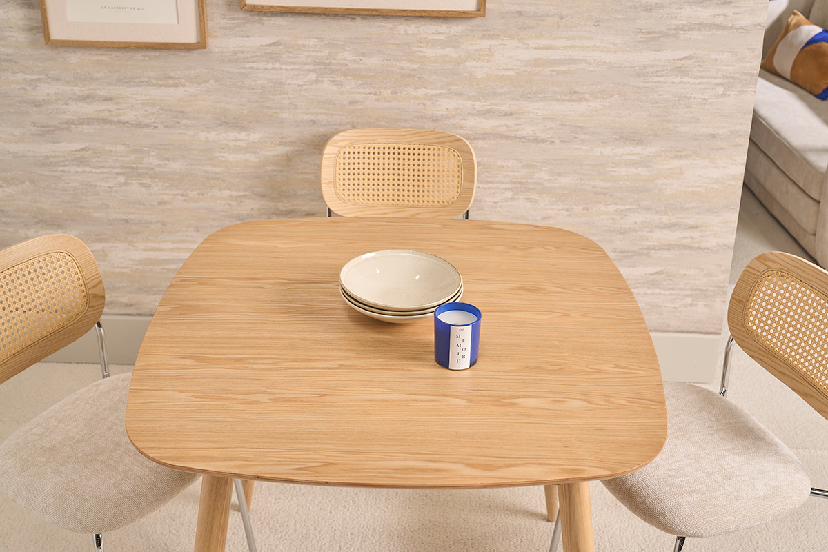 Table � manger scandinave carr�e fr�ne naturel L90 cm BALTIK