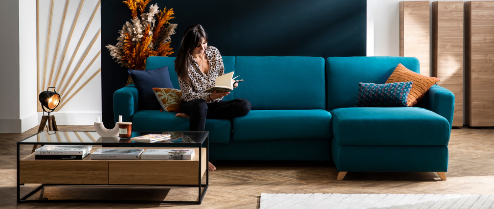 Table basse design avec plateau verre et tiroirs blancs FINN